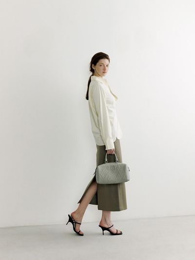 ROUGE & LOUNGE Embossed Leather Modern Tote Bag