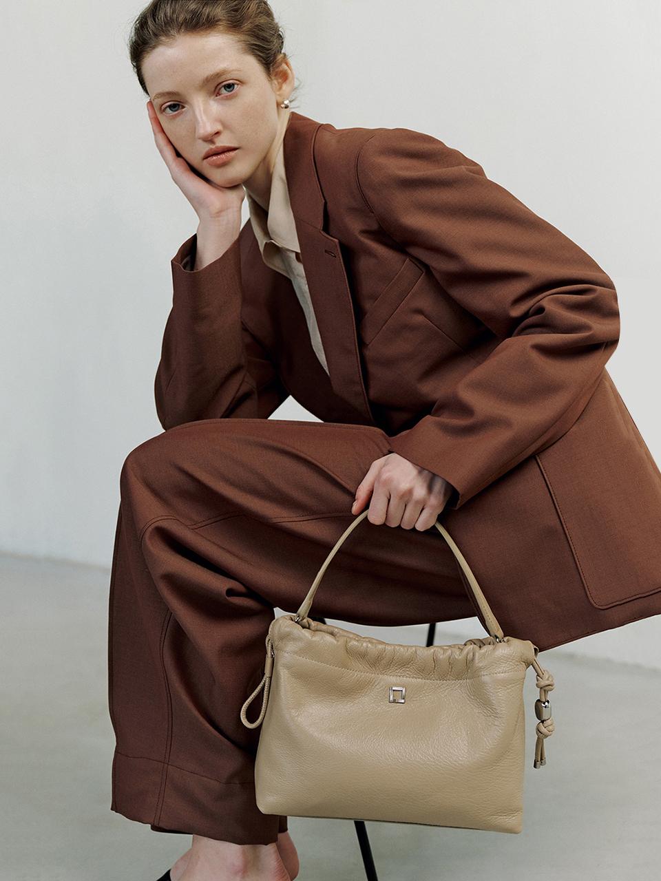 ROUGE & LOUNGE Leather Square Logo Cross-body Bag