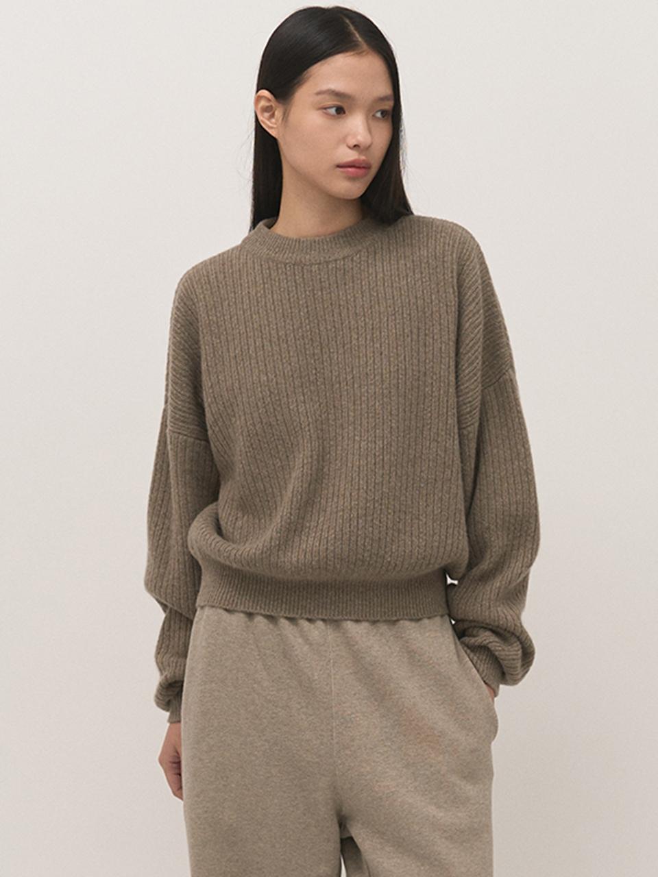 rough side White Label Classic Textured Relaxed Fit Crewneck Knit [Light Brown]