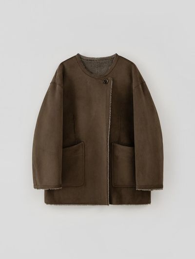 RRACE Collarless Premium Faux Fur Reversible Mustang Jacket [Brown]