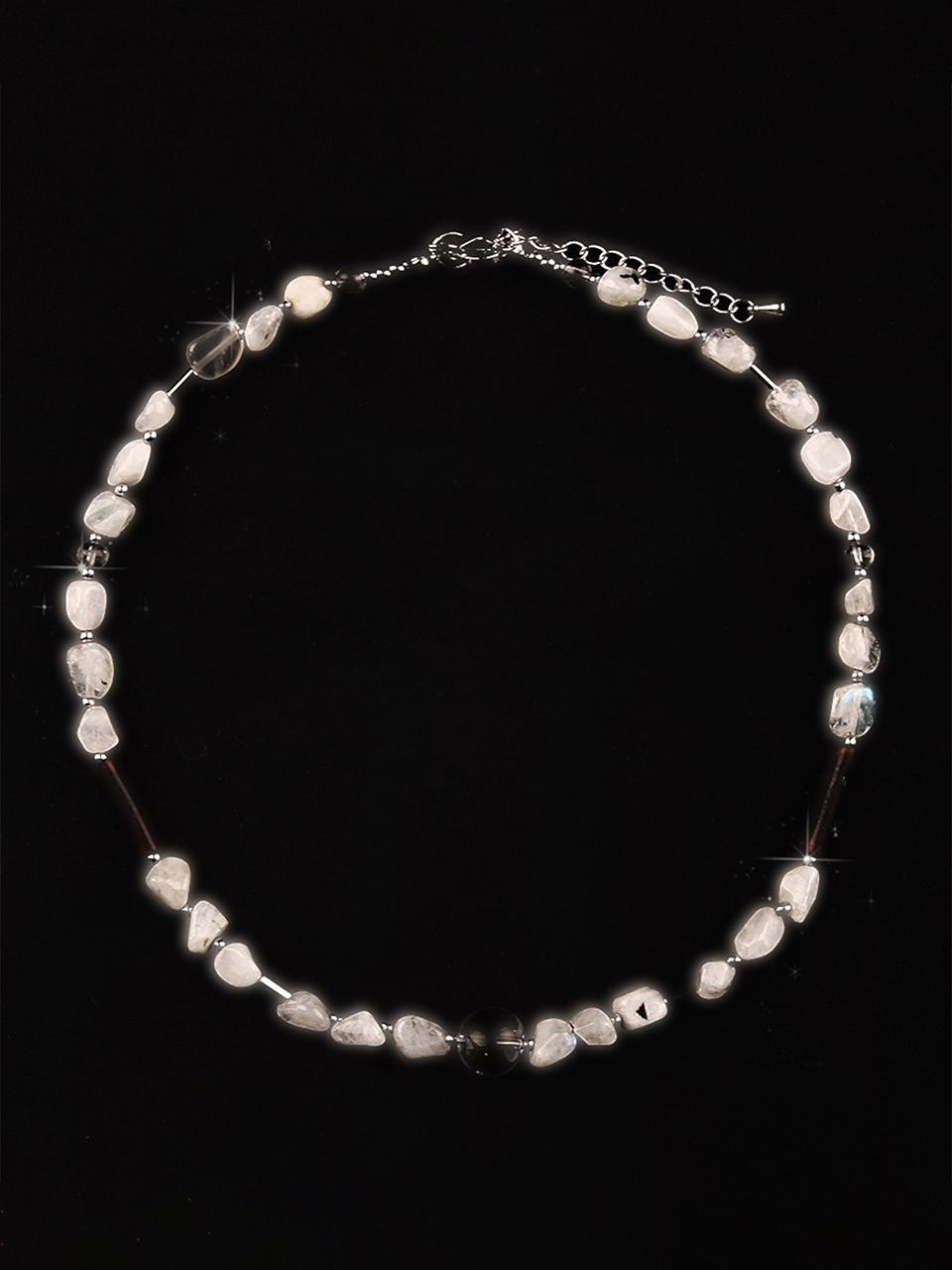 Rubati Necklace_MOONBEAM White Moonstone