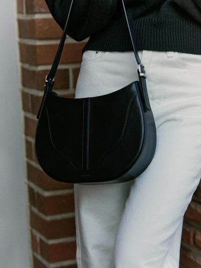 RUHOUR Carve Hobo Shoulder Bag [Black-Silver]