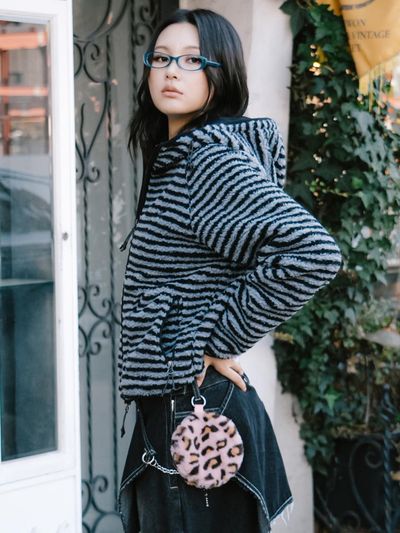runningHIGH LEOPARD FUR POUCH [PINK]