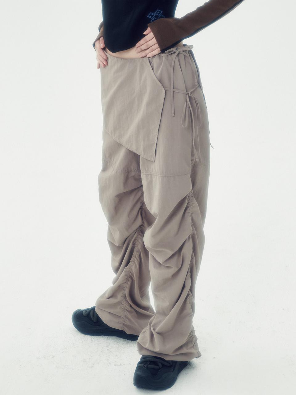 runningHIGH SKIRT LAYERED SHIRRING PANTS