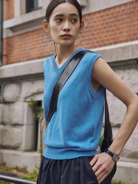 SAGEMENT MYRA V NECK KNIT VEST [BLUE]
