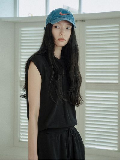 SAGEMENT Ora Hooded Knit Vest - 3 Colors