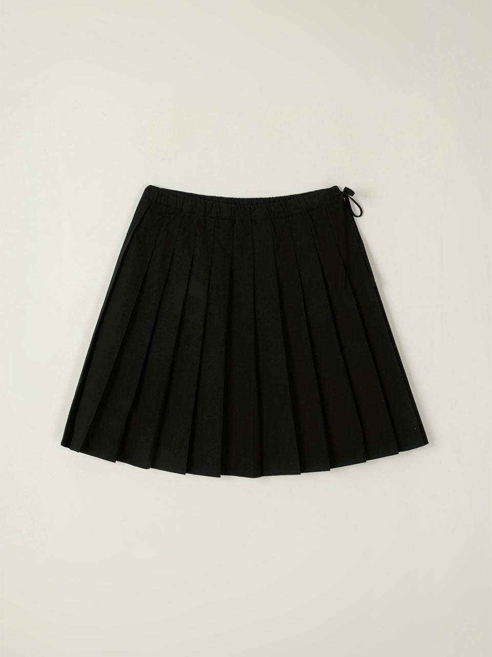 SAGEMENT TILDA PLEATS HALF SKIRT [BLACK]