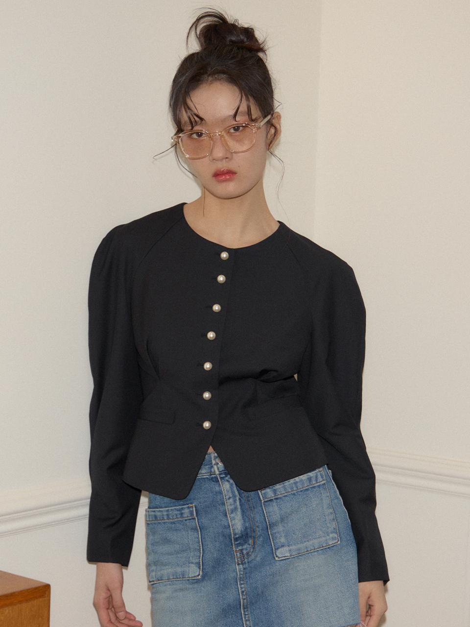 SALON DE YOHN Round Sleeve Black Jacket