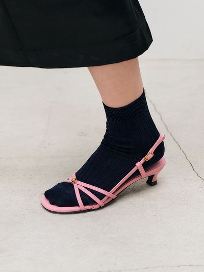 SALONDEJU Dot Strap Sandals_Pink AT23S03