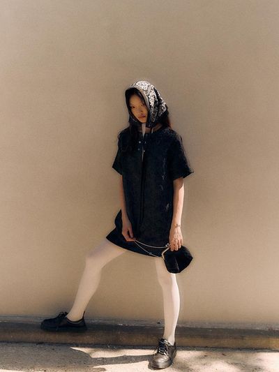 SALTY PEBBLE Damask Jacquard Half-sleeve Double-button Dress [BLACK]