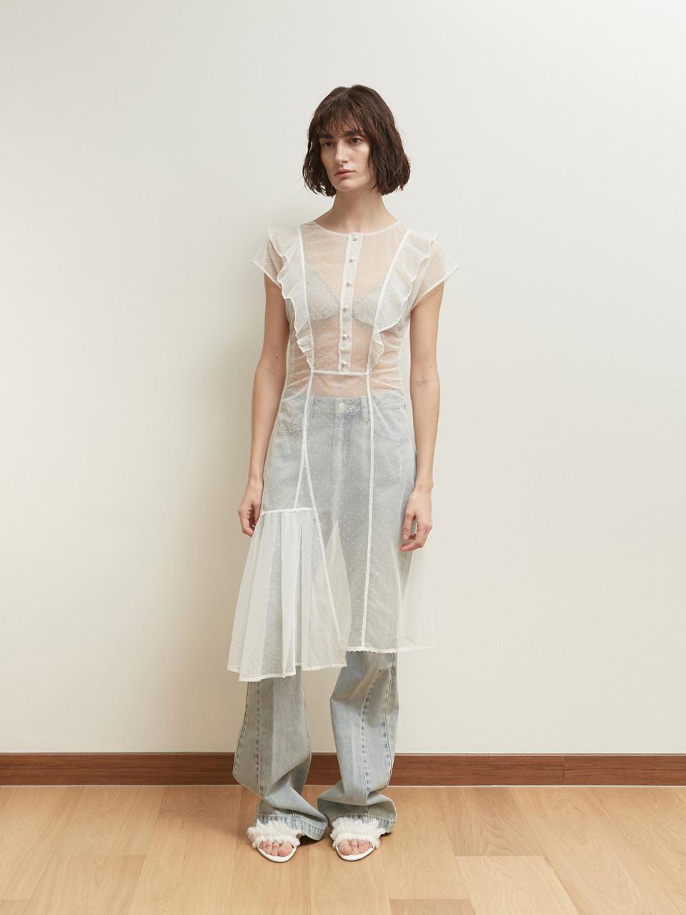SALTY PEBBLE Dot Mesh Shirring Dress [White]
