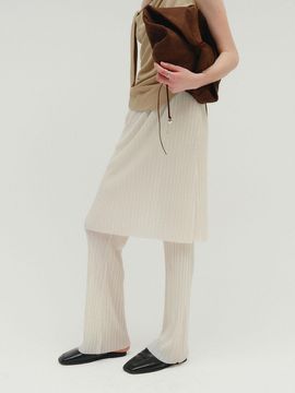 SALTY PEBBLE SATIN PLEATS SKIRT PANTS [IVORY]