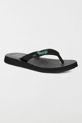 Sanuk Sanuk Yoga Paradise II Sandals in Black Paradise Palms, Women's at Urban Outfitters