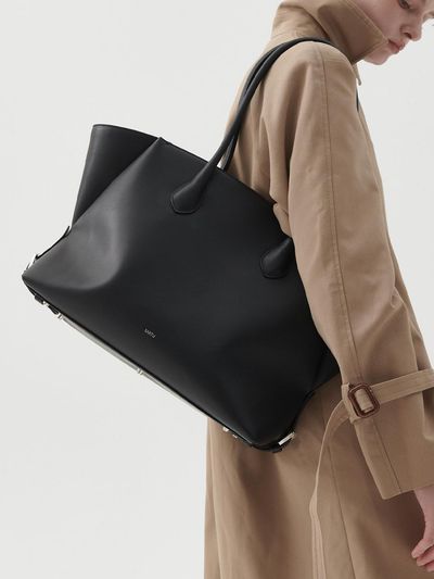 SARTU TYE SHOULDER BAG (BLACK)