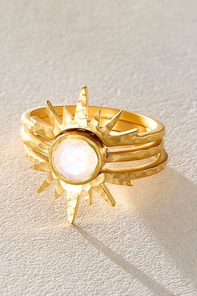 Satya Jewelry Satya Light Seeker Moonstone Starburst Nested Ring Set