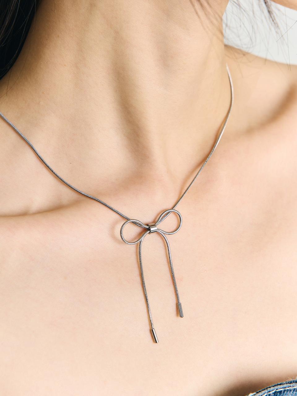 SCALETTO Sugical steel ribbon necklace