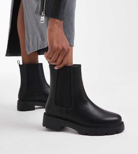 Schuh Schuh Abbie Wide Fit chunky chelsea boots in black