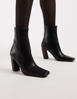 Schuh Schuh Bryson curved heel mid ankle boots in black