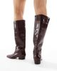 Schuh Schuh Danika knee boots in burgundy croc-Red - 4