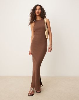 Selected Selected ribbed long dress in brown