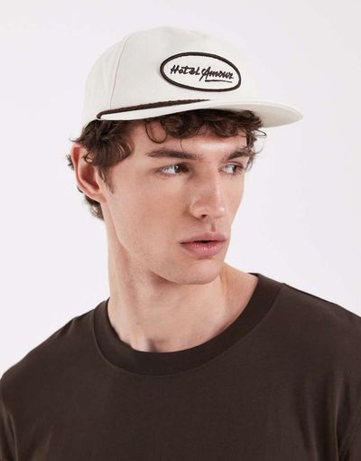 Selected Selected X Hôtel Amour cap in cream-White