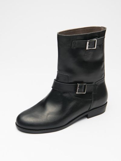 SEONG YUN JOO Heather Ankle Boots-black