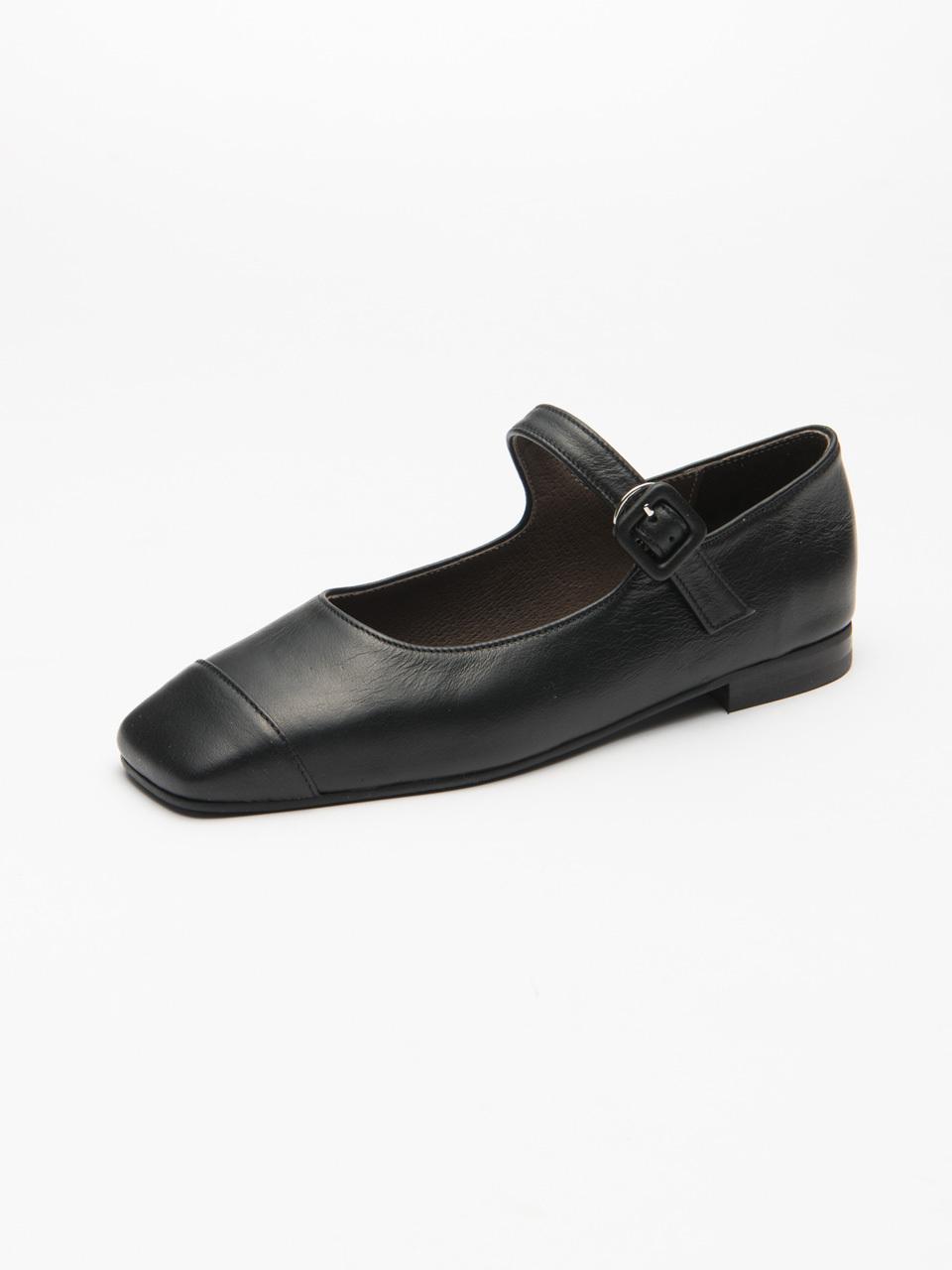 SEONG YUN JOO Rene Flat - black
