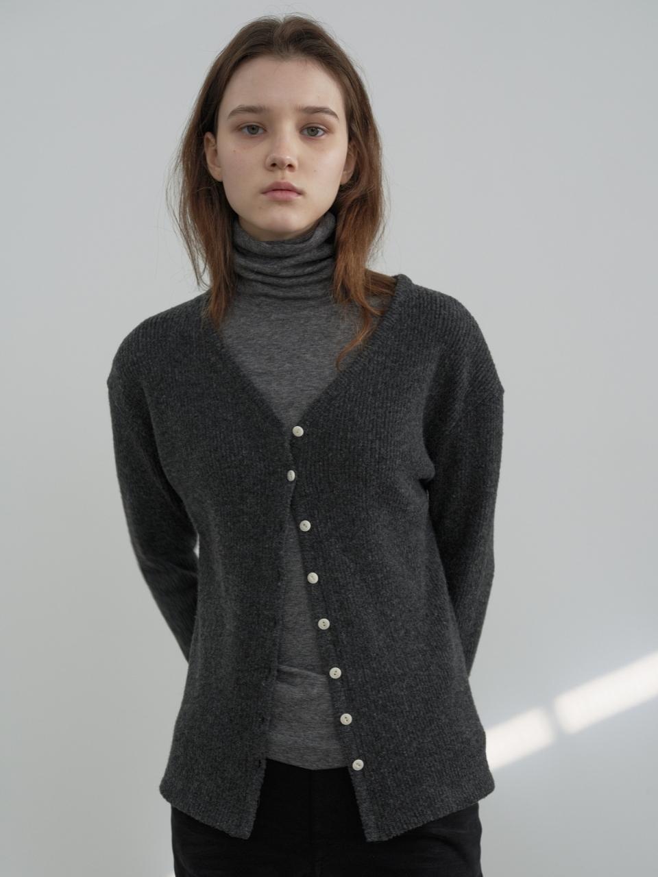 septim WOOL V NECK CARDIGAN_CHARCOAL