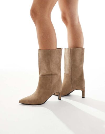 SEQWL SEQWL Benz kitten heel ankle boots in taupe-Neutral