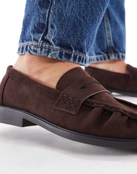 SEQWL SEQWL Hershe ruched loafers in suedette chocolate-Brown