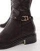 SEQWL Wide Fit SEQWL Wide Fit Latte buckle detailing refined riding boots in chocolate-Brown - 2