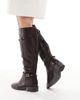 SEQWL Wide Fit SEQWL Wide Fit Latte buckle detailing refined riding boots in chocolate-Brown - 3