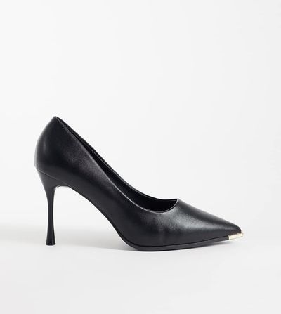 SEQWL Wide Fit SEQWL Wide Fit pumps with gold detail in black