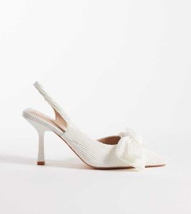 SEQWL Wide Fit SEQWL Wide Fit Salado slingback block heeled shoes with bow detailing in white