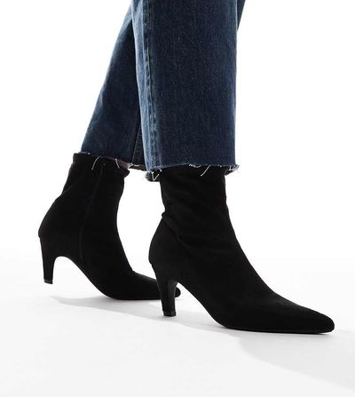 SEQWL Wide Fit SEQWL Wide Fit Starburst kitten heel sock boots in black suedette