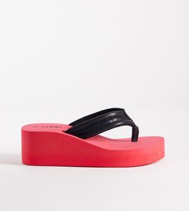 SEQWL Wide Fit SEQWL Wide Fit Thong flatform wedge in red/black