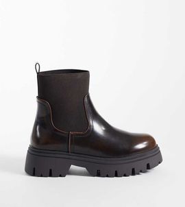 SEQWL Wide Fit SEQWL Wide Fit Twirl chunky chelsea boots in brown
