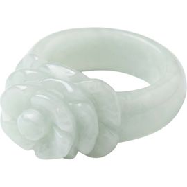 seree seree Rose Off-White Jade Ring