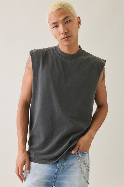 Shaka Wear Shaka Wear 7.5oz Heavyweight Garment Dyed Muscle Tank Top in Washed Black, Men's at Urban Outfitters