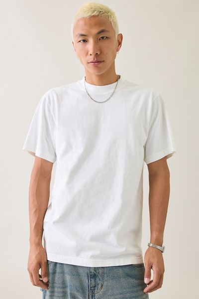 Shaka Wear Shaka Wear 7.5oz Heavyweight Garment Dyed Tee in White, Men's at Urban Outfitters