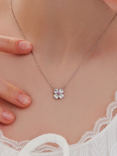 Shertz Cubic Flower Pendant Lucky Necklace (24K)