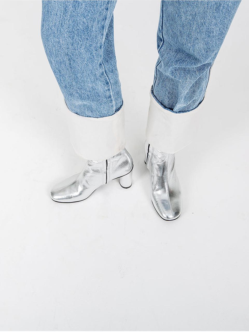SHOE BY CHOI Side incision details leather ankle boots (5cm)-wh