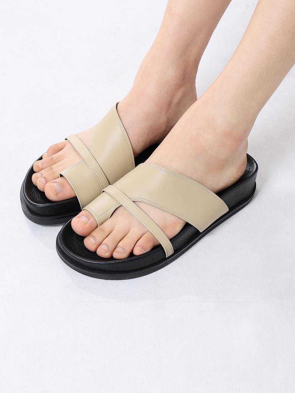 SHOE BY CHOI Strap Fair Thong Platform 4cm Flip Flops [Black/Wine/Beige]