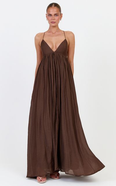 Showpo Kourtney Maxi Dress - V Neck Fit And Flare Dress With Tie Back Detail in Chocolate