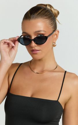 Showpo Yvette Sunglasses - Cat Eye Sunglasses in Black