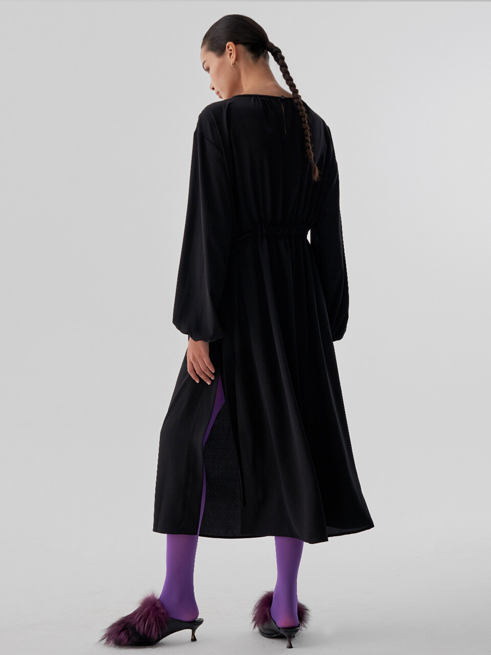 SIGREAT [Sustainable] Overlap Shirring Dress (Black)