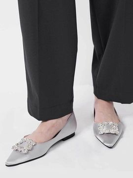 SIINVII Cubic Square Petite Anti-Slip Flat (SLFL240202)