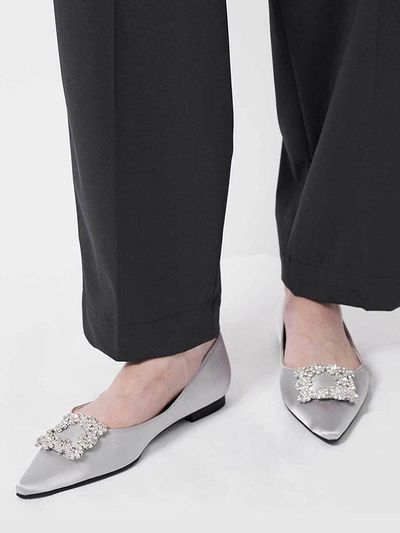 SIINVII Cubic Square Petite Anti-Slip Flat (SLFL240202)