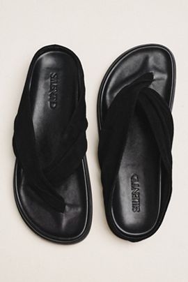 Silent D Hedley Flip-Flop Sandals