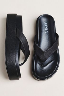 Silent D Tamarah Platform Flip-Flop Sandals